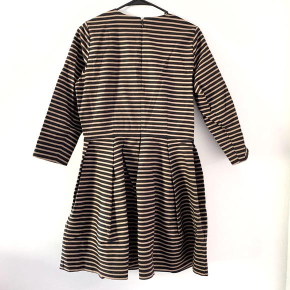 Like New! Gap Striped Fit & Flare Dress - Picture 5 of 14